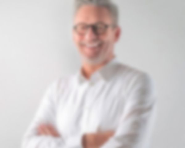 https://magnetrecruitment.co.uk/wp-content/uploads/2017/09/author-600x480.jpg